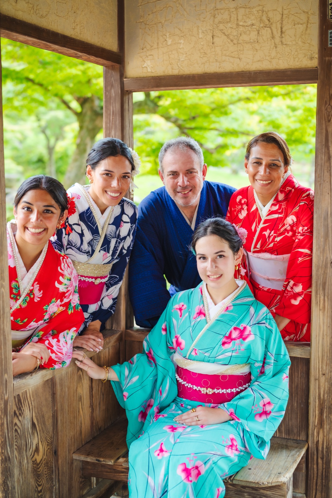 Kimono photoshoot in Kyoto